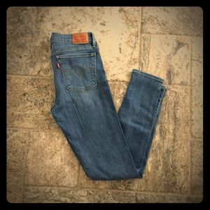 Levi’s 710 Super Skinny Jeans